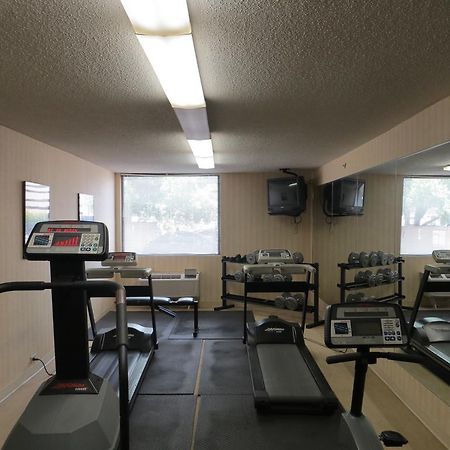 Gateway Hotel Dallas Park Central 外观 照片